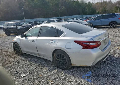 2018 Nissan Altima 2.5 z USA, uszkodzony, nr VIN 1N4AL3AP4JC258584
